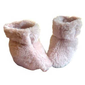 Pink Sherpa Fleece Baby Booties 3 Months NWOT
